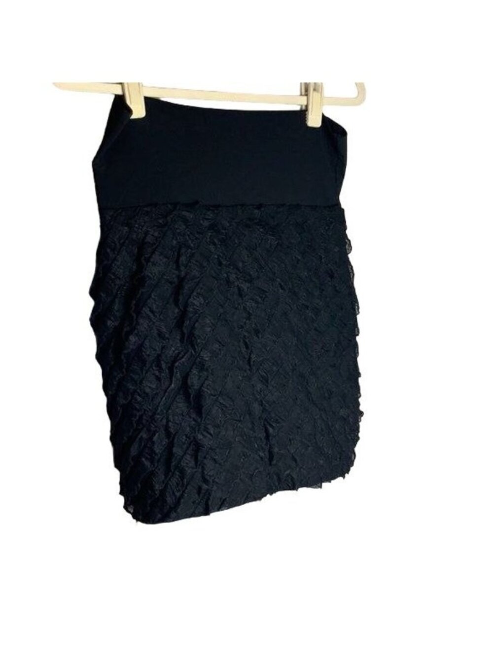 Mandee M Black Textured High-Waist Skirt With Stretch Band Elegant Design For Wo